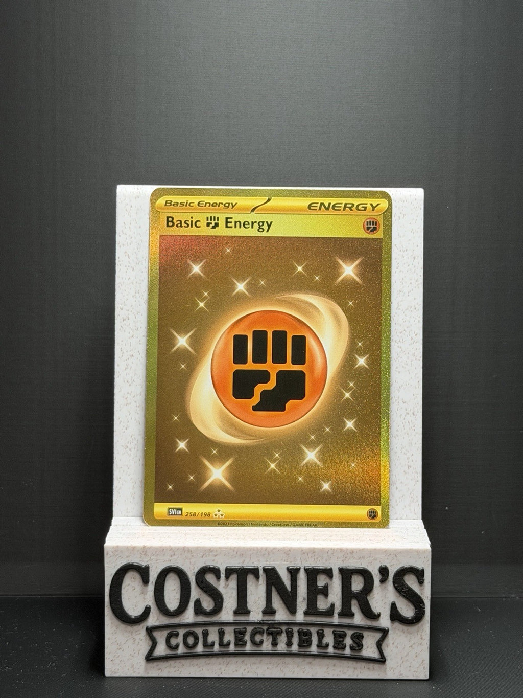 Basic Fighting Energy 258/198 Pokemon SV01: Scarlet & Violet Base Set Holo
